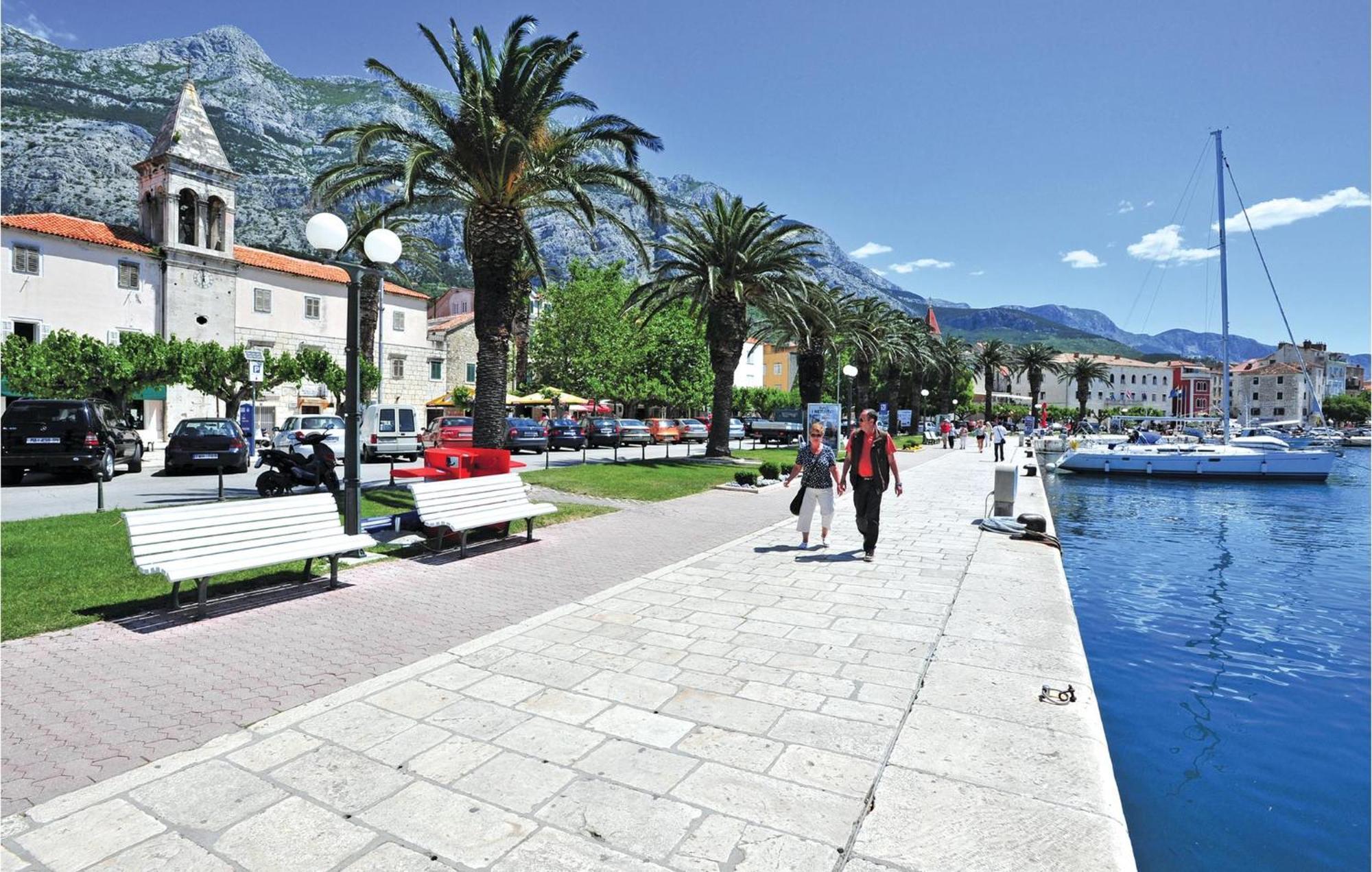 Amazing Apartment In Makarska With Wifi Εξωτερικό φωτογραφία